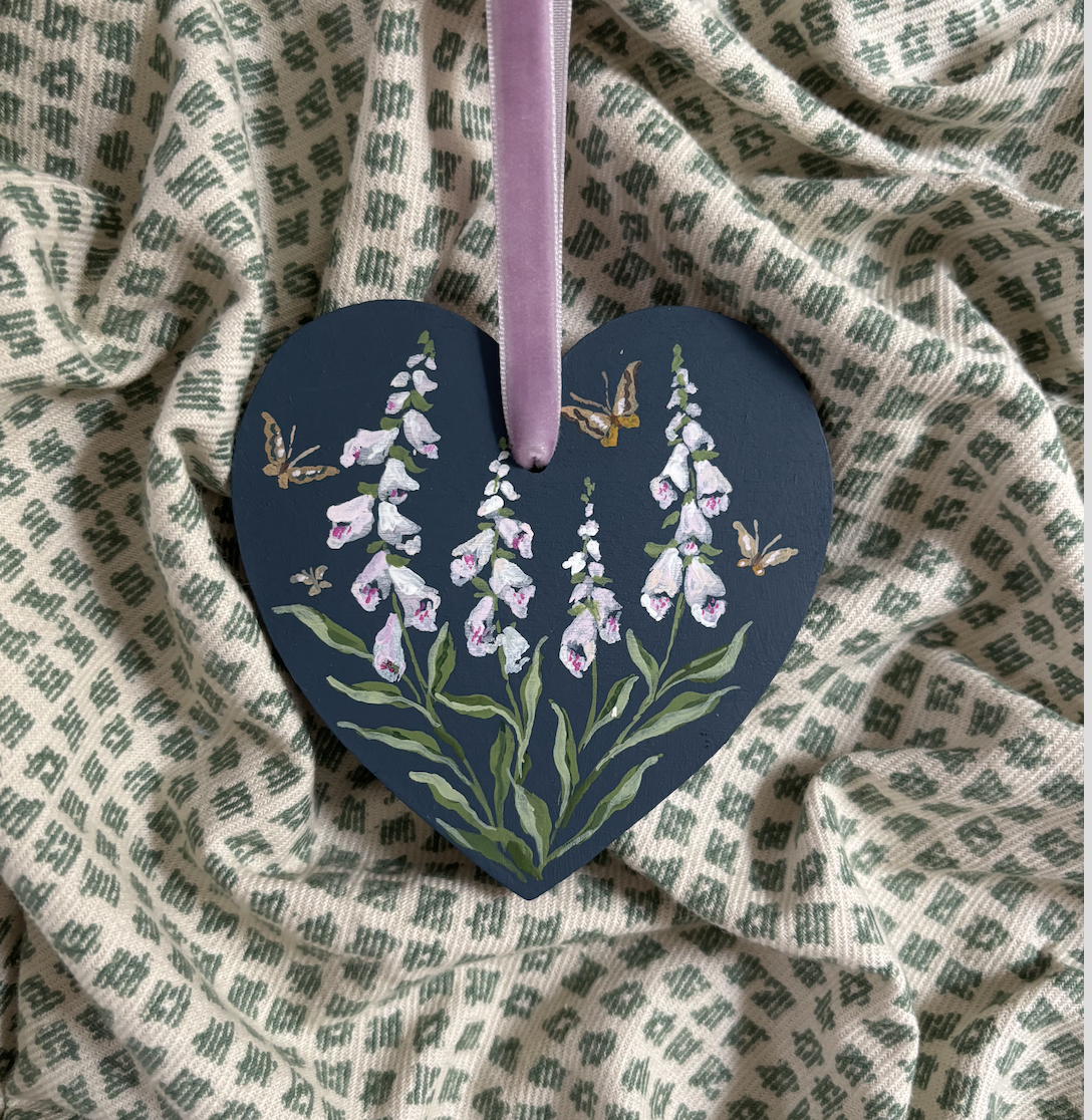 Wooden heart - Navy foxglove