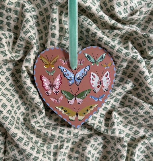 Wooden heart - Pink butterfly