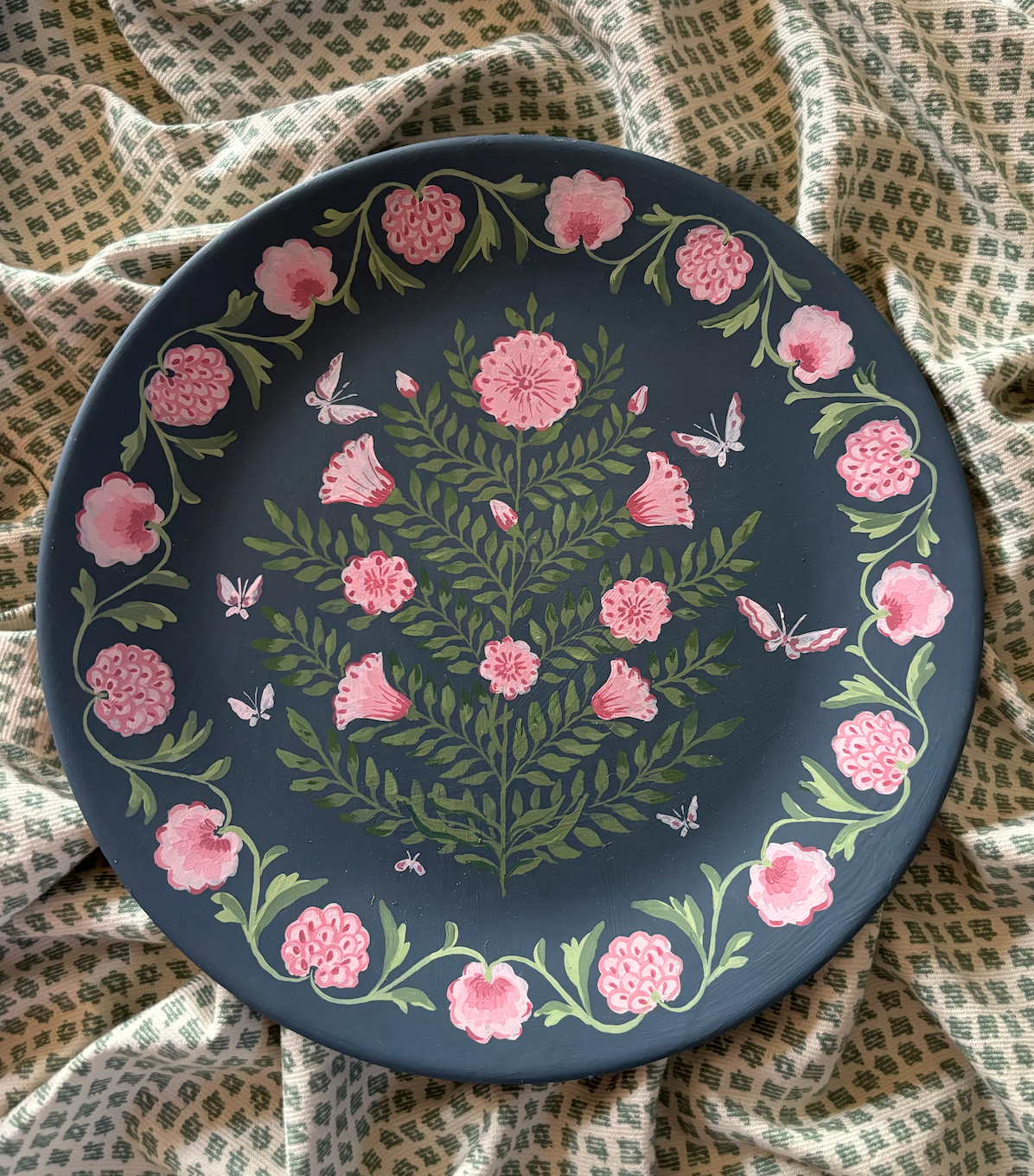 Large decorative plate - Indian Flower and Butterfly