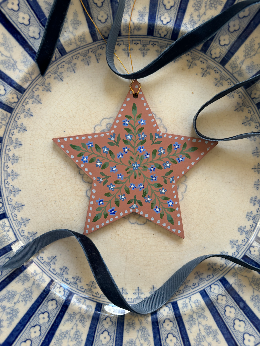 Star ornament/gift tag - Rose